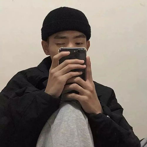 敲好看男头像来啦