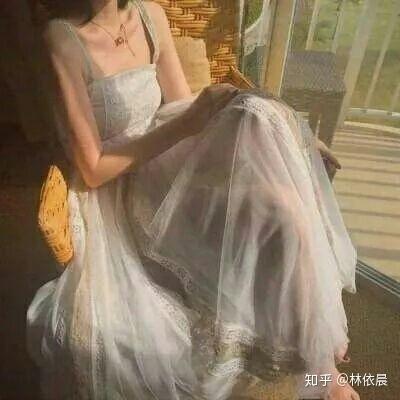 女生头像ins高级质感部位凡尔赛宫