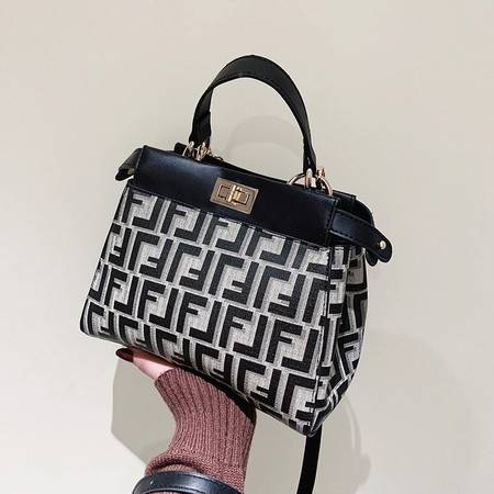 法国小众高级质感包包女2021韩版新款印花手提包女包潮流凯莉包单肩斜挎包