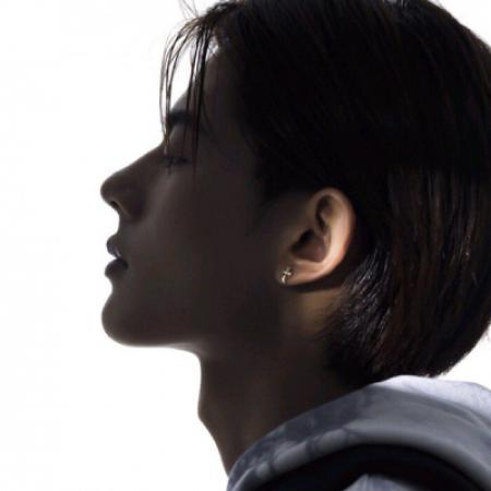 伤感qq头像男生相信时间能够治愈一切