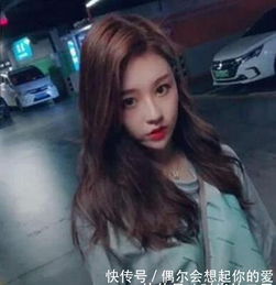 抖音美女穿超短裙跳舞,优美身姿彰显魅力,网友梦中女神