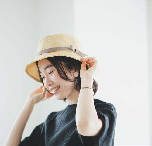 40岁女人学会穿搭,驾驭色彩,穿出清雅,拒绝中年大妈感