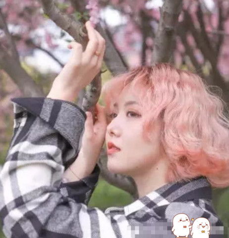 抖音头像女生冷酷霸气李佳琦