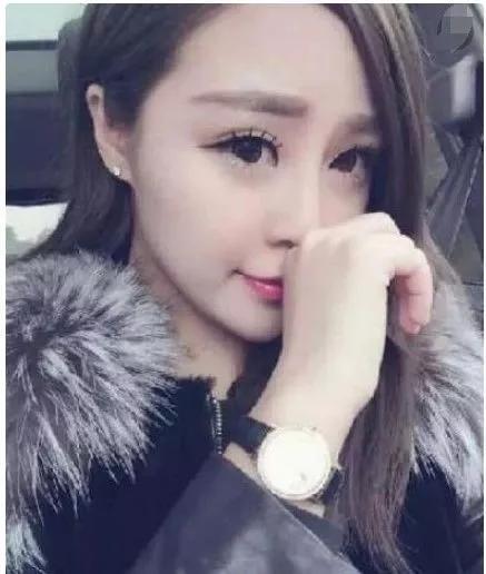 快手4个身价过亿的女人,3个靠男人成名,辛巴靠吃软饭