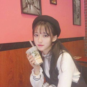 拿着奶茶的女生头像,女生头像图片