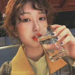 快手简单干净的女生甜系头像