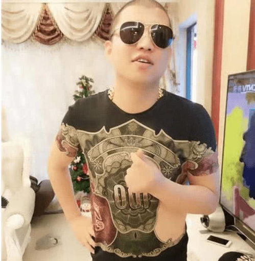 快手最土豪的4大男网红二驴垫底,散打哥仅排第二,第一太壕