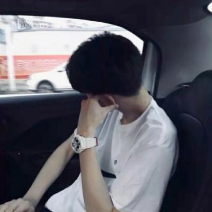 白白浪费这大好时光,男生伤感头像高清
