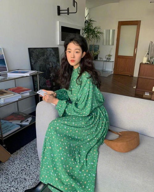 少女感韩国ins穿搭,校园减龄风,青春的感觉又回来了