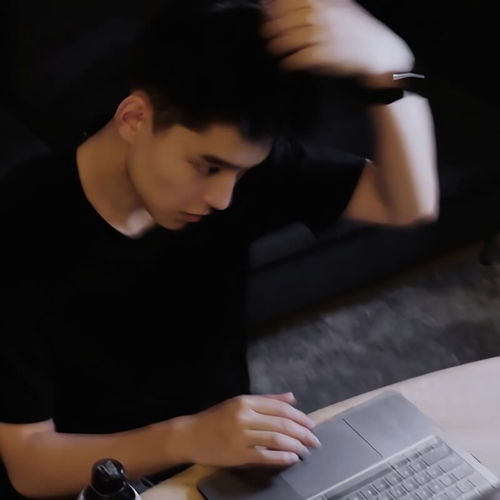 男头像ins高级质感可爱
