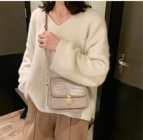 超火包包女新款潮时尚鳄鱼纹小方包韩版潮流百搭高级感ins斜挎包单肩包