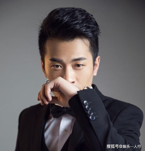 辛巴靠带货白手起家,花费千万请成龙主持婚礼,背后资本很强大