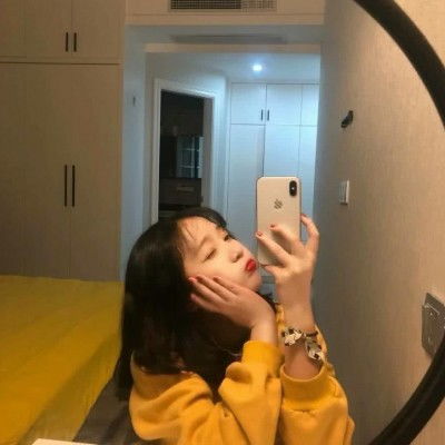 闺蜜有矛盾了也不想吵架冷战,闺蜜头像两人一人一张