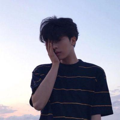 qq头像男生酷帅帅哥