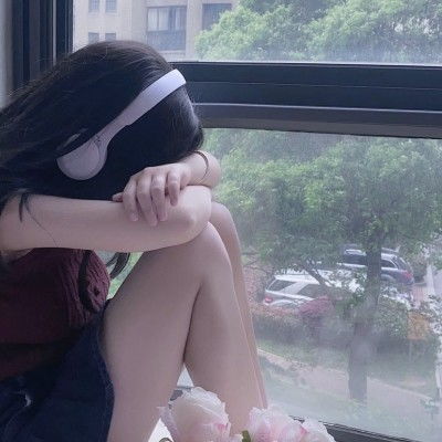 ins病娇女生头像