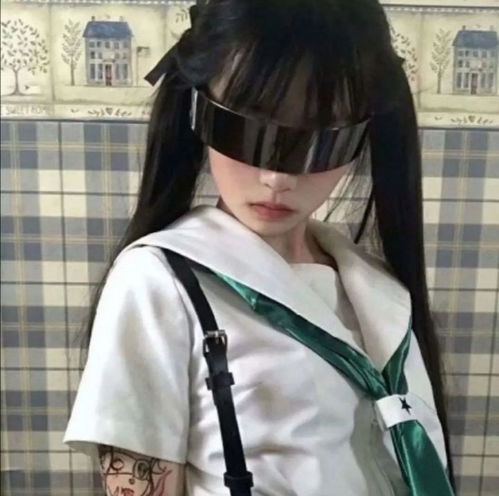 又美又飒那一种,冷美人头像