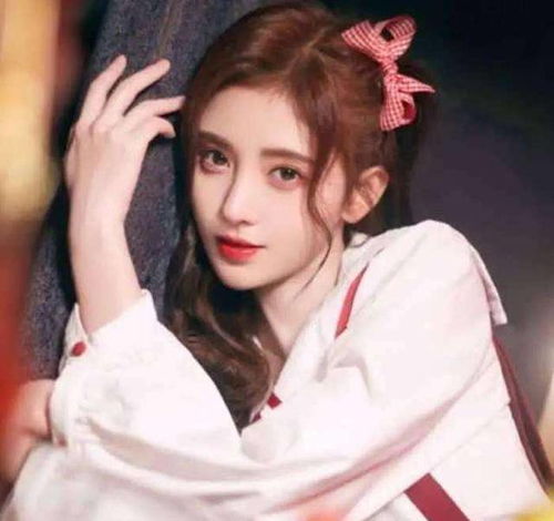 王思聪都得不到的女人,一口面包嚼84下,却把中东土豪迷的团团转