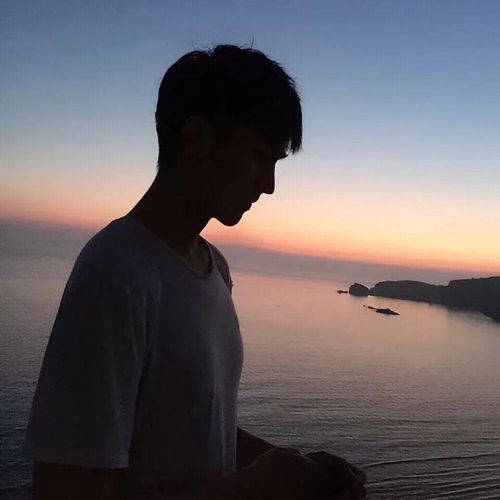 嘴角上扬的时候,任何事情都变的可爱起来