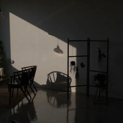 ins黑白系列冷淡风朋友圈背景图