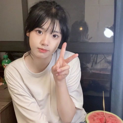 ins风动漫女生头像高清泫雅