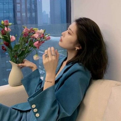 网易云热评女儿,你受欺负了会原谅他,可我不会