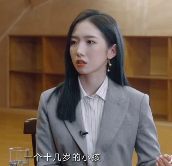 同样是金扫帚奖获得者,汪海林点赞孟美岐,却跟肖战不对眼
