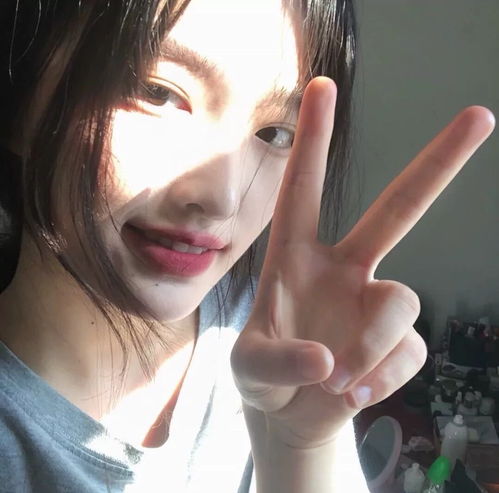 女生头像ins高级质感小众干饭