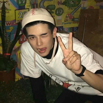 2019新版微信头像男欧美