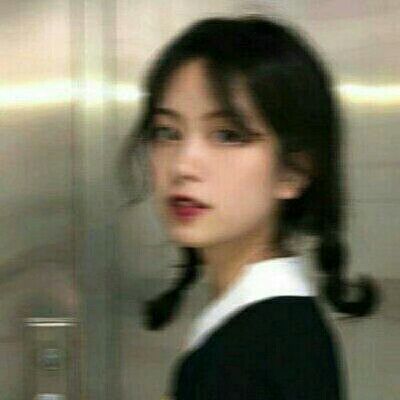 模糊感女生头像,少女怀春总是诗