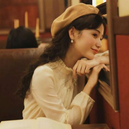 头像女ins高级质感冷淡风精品店