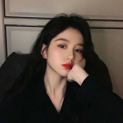 ins风好看的女生头像
