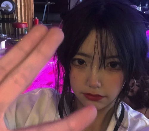 比你闺蜜长得都好看的头像
