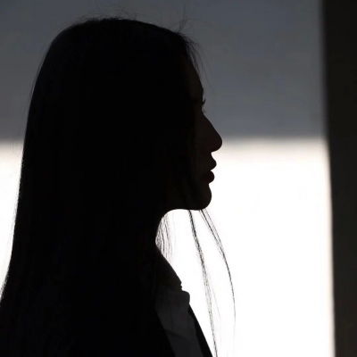 伤感女生头像黑白冷酷你有没有想过为什么我这么懂事