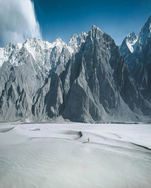又一国免签,这座坐大巴就能直达的兄弟国,藏着人间绝美风景