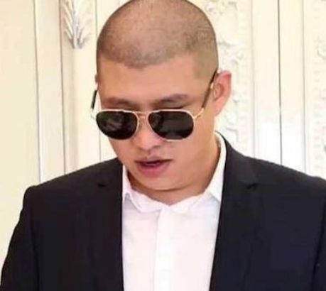 辛选旗下主播爆二驴黑料,遭对方怒怼,被警告别给你师傅惹事