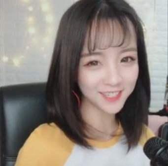 曾是抖音一姐,而今因篡改国歌惨遭封杀