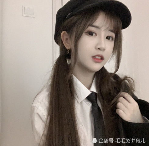 杨清柠写真照遭公布,竟然变成万人喜爱的御姐了,网友我的女孩