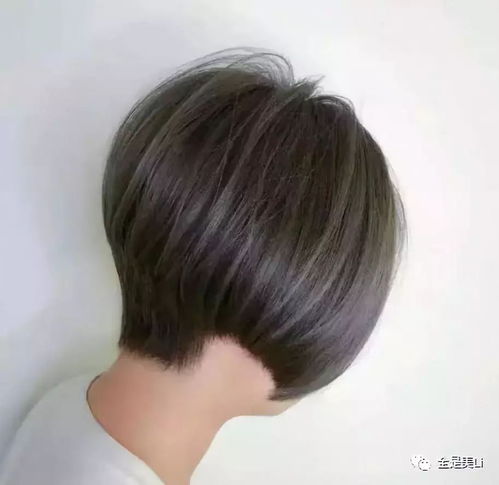 2018流行搓边短发