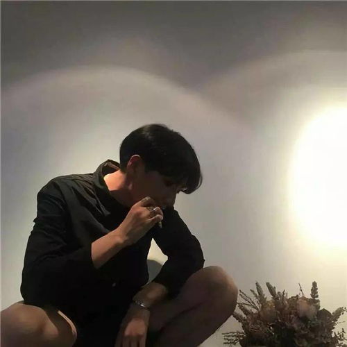 莫言文学家大多是爱财富逐名利的,但作品却是批判富人歌颂穷人的