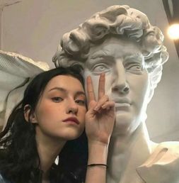 判断你适合素颜还是浓妆看脸上有没有这3点特征,效果一目了然