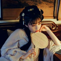 2018强迫症头像女生唯美古风高清图片伸手在风中爱恨都自由