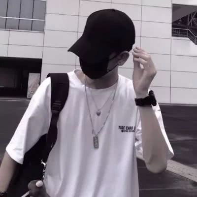吸引女人的微信头像男