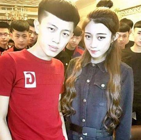 牌牌琦怎么火的