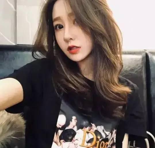 被总裁夫人喊话是误会张大奕和王思聪前女友的恩怨倒是真传奇