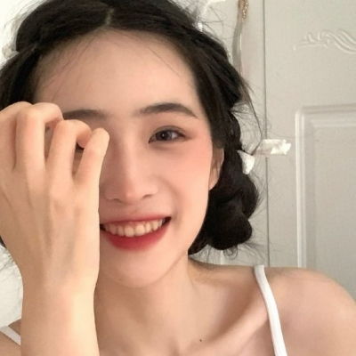 很唯美小众日系风格的意境美女头像喜欢是毫无理由的护短和潜意识的偏爱