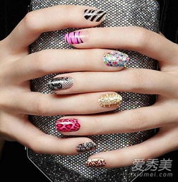 春节美甲图片大全2019过年就是要走华丽丽的路线啊