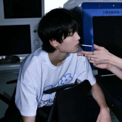 qq男生头像帅气的男生头像我要个性网