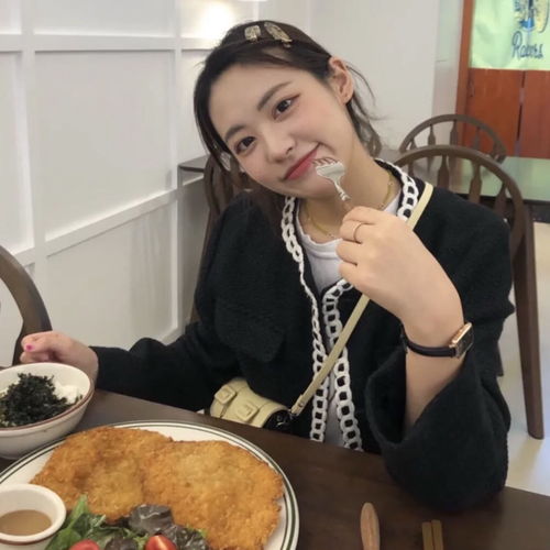 ins高级感女生头像