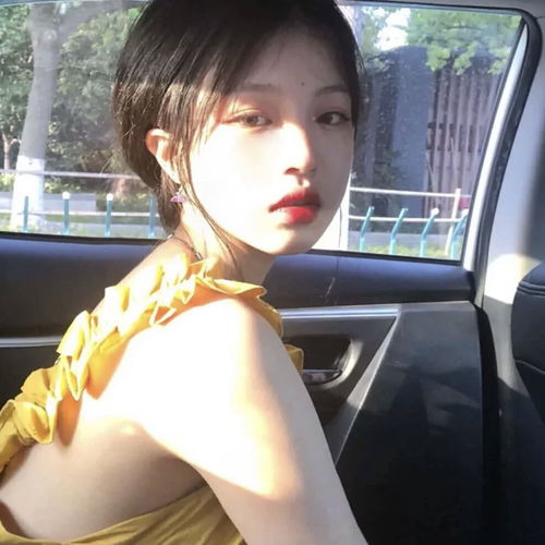 ins秋天女生头像