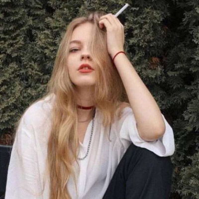 超丧女头抽烟喝酒御姐伤感qq头像